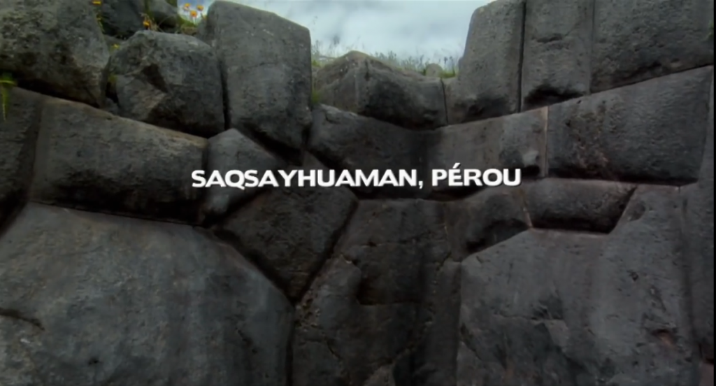 Les fameuses murailles de Saqsayhuaman au Pérou
